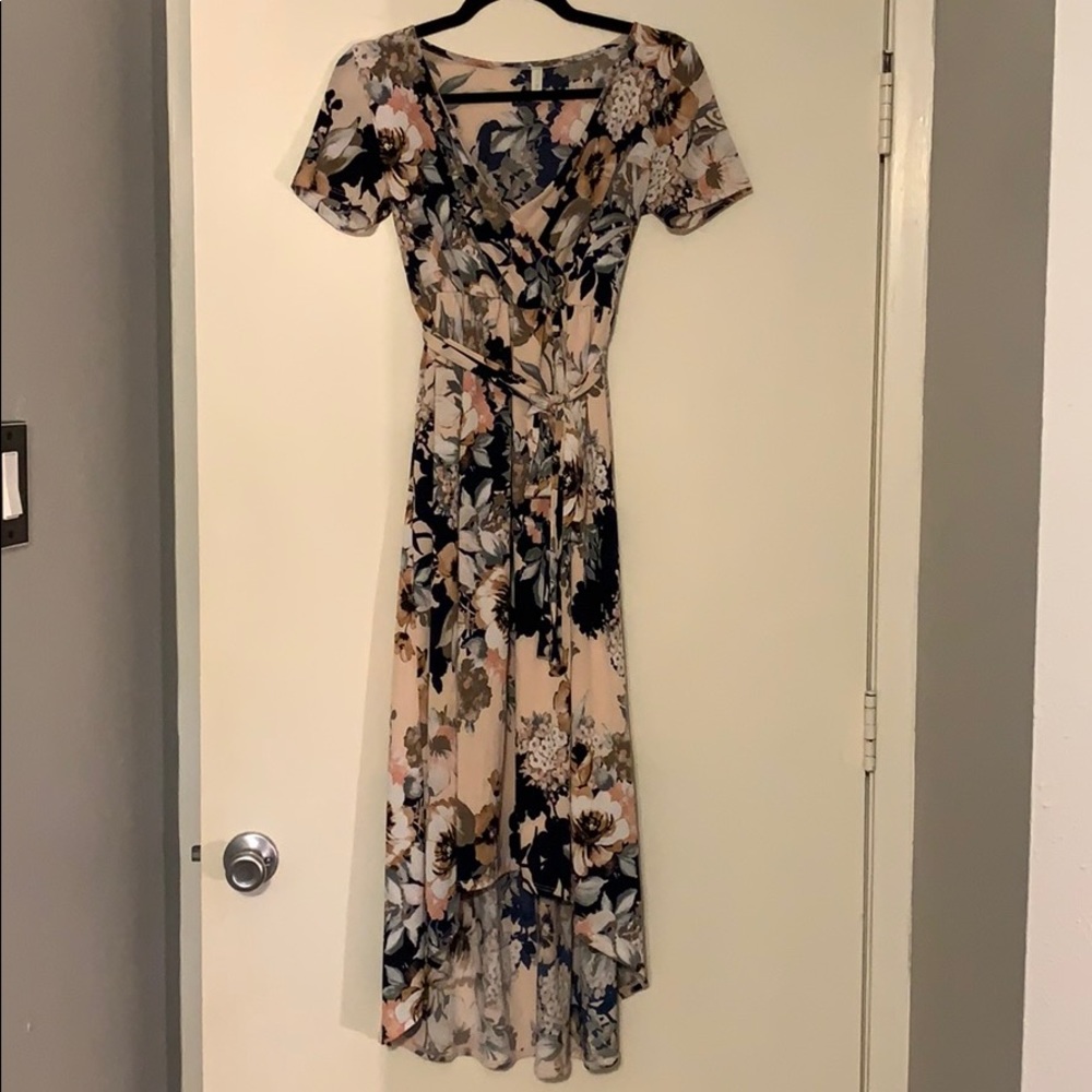 Floral maternity dress